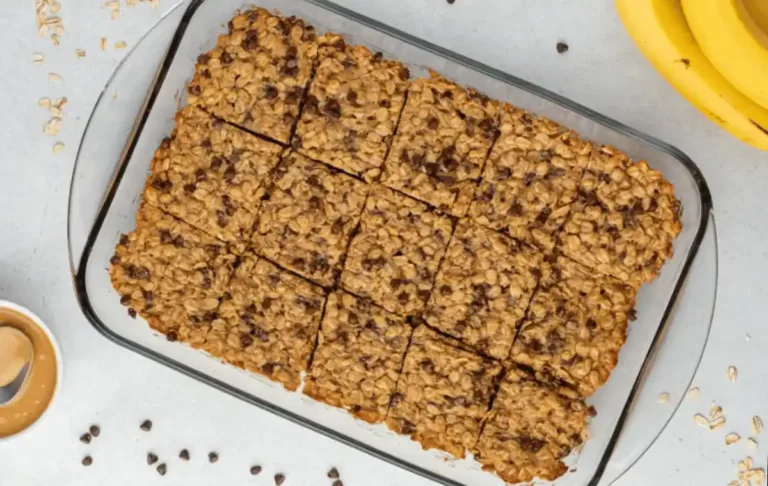 Wholesome Banana Oatmeal Bars: Easy, Healthy, and Irresistible